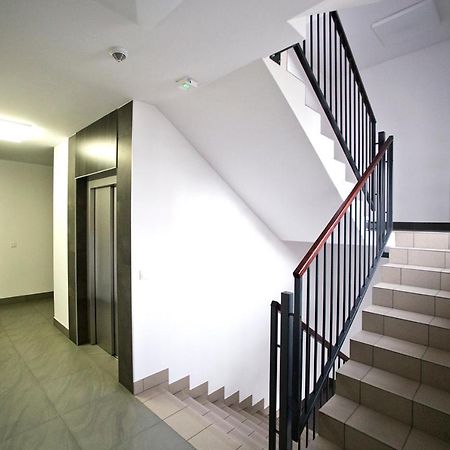 Airport Okecie Klobucka P&O Serviced Apartments Varşova Dış mekan fotoğraf